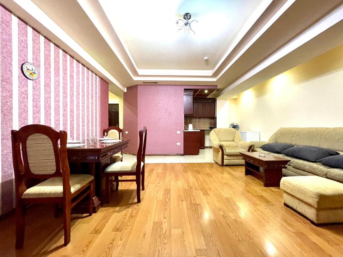 Apartments Emili Jereván Kültér fotó