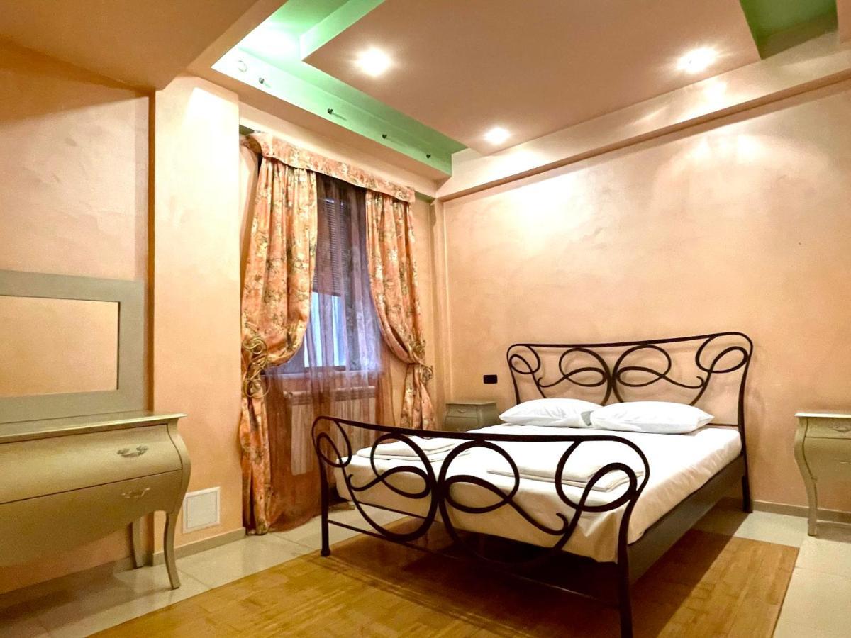 Apartments Emili Jereván Kültér fotó