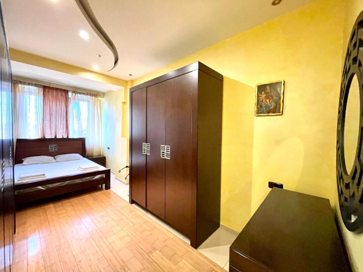 Apartments Emili Jereván Kültér fotó