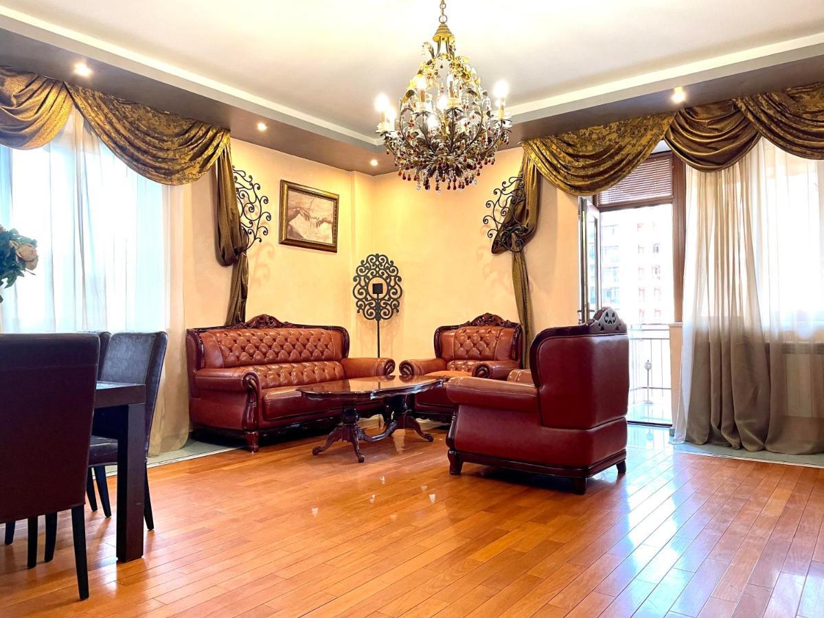 Apartments Emili Jereván Kültér fotó
