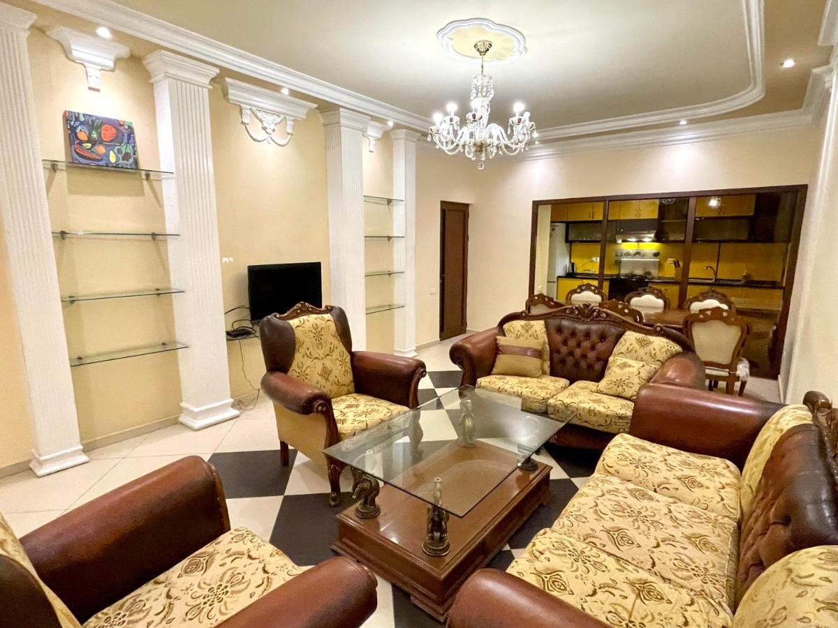 Apartments Emili Jereván Kültér fotó