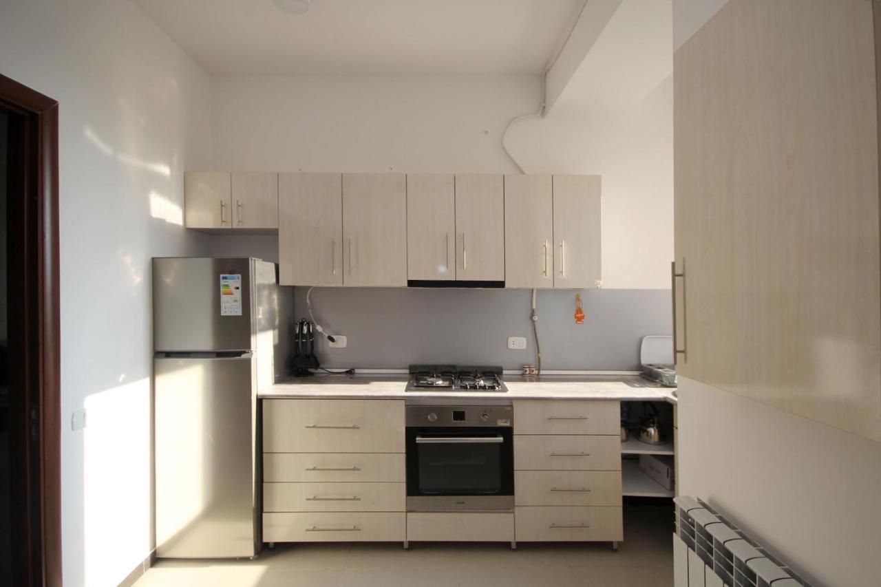 Apartments Emili Jereván Kültér fotó