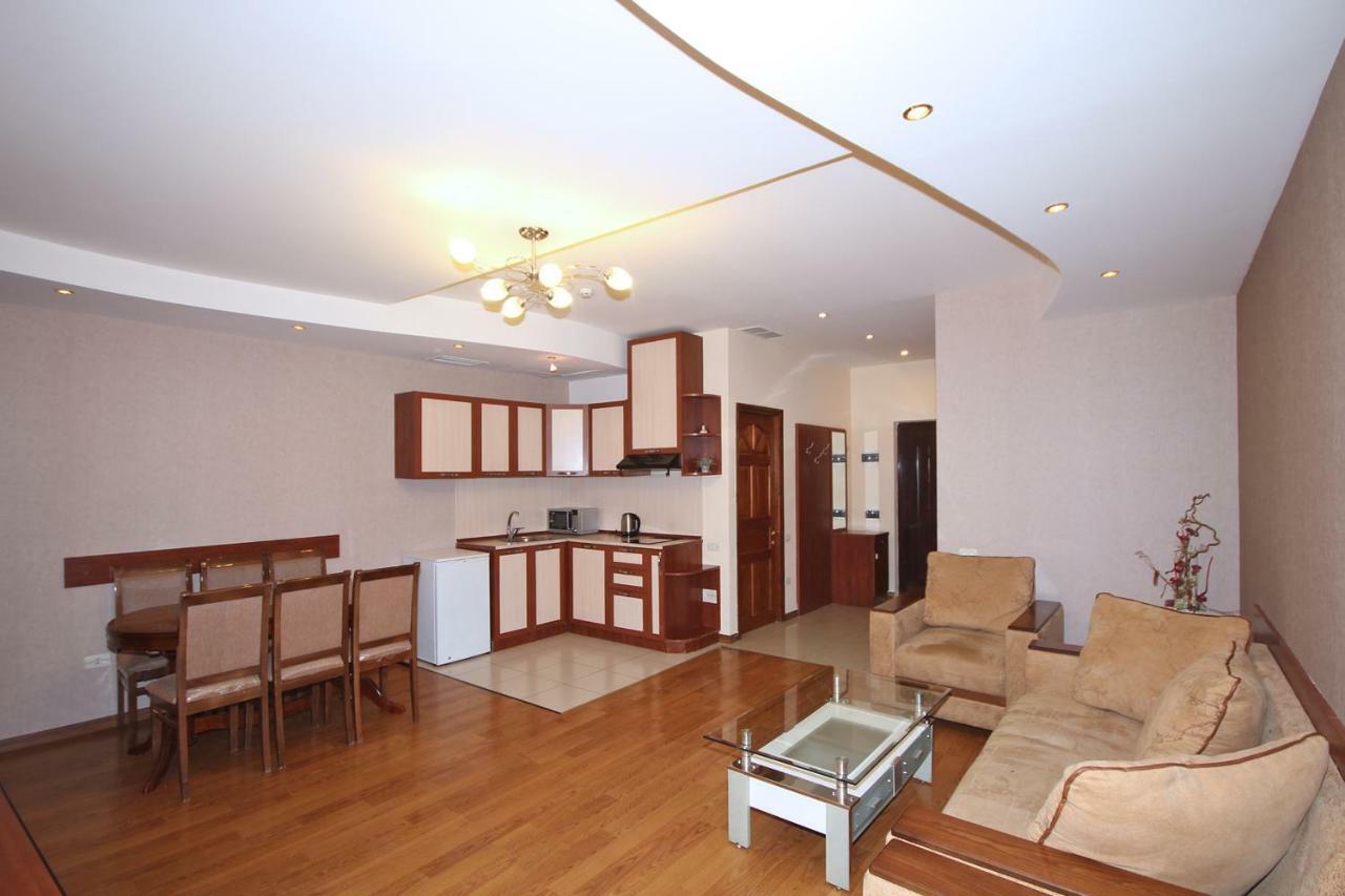 Apartments Emili Jereván Kültér fotó