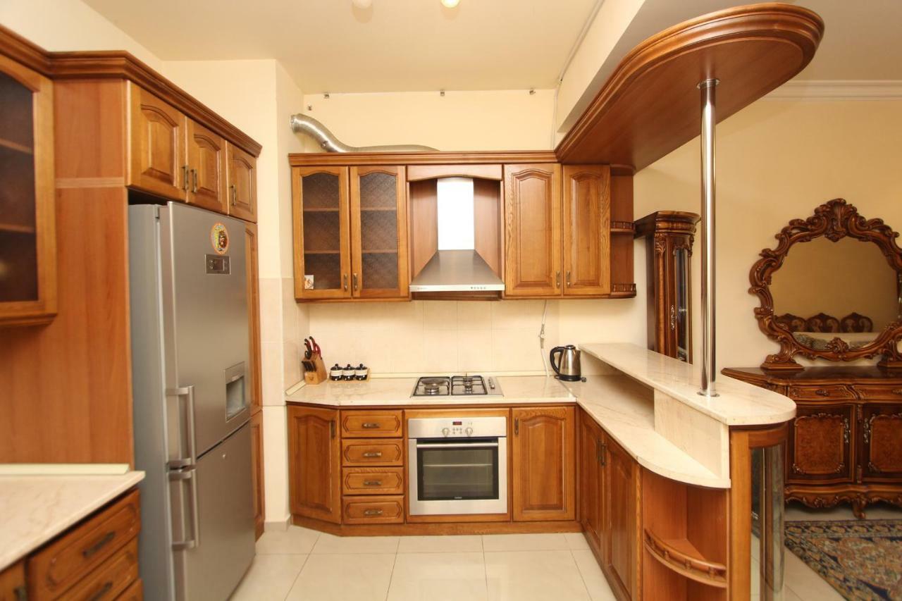 Apartments Emili Jereván Kültér fotó