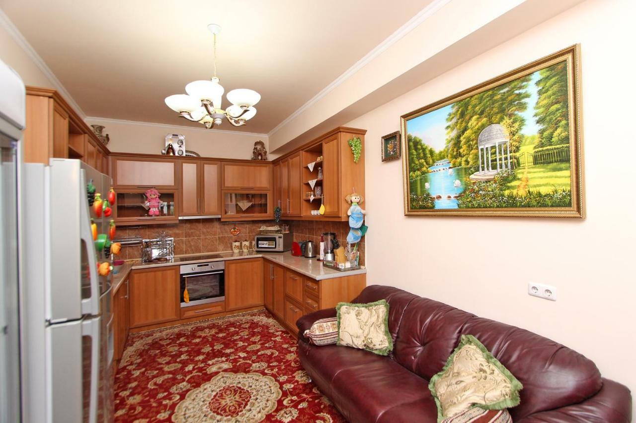 Apartments Emili Jereván Kültér fotó